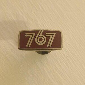 Boeing 767 Airplane Vintage Lapel Pin Tie Tack
